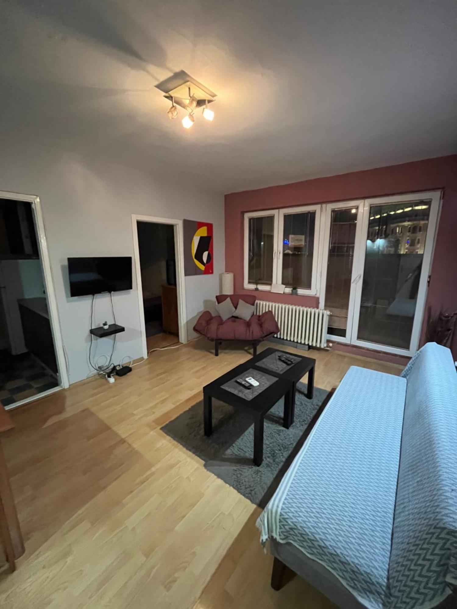 Square Vanilla Apartments Üsküp Dış mekan fotoğraf